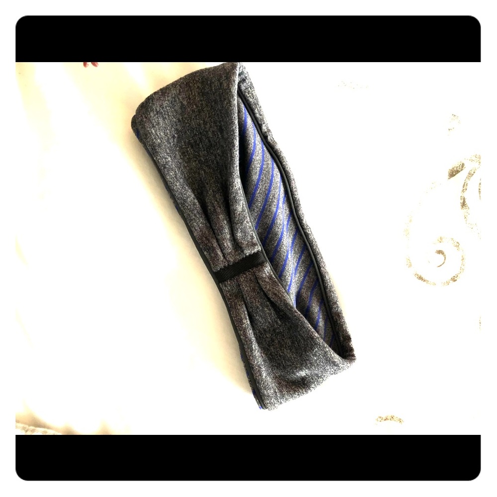 Lululemon reversible headband